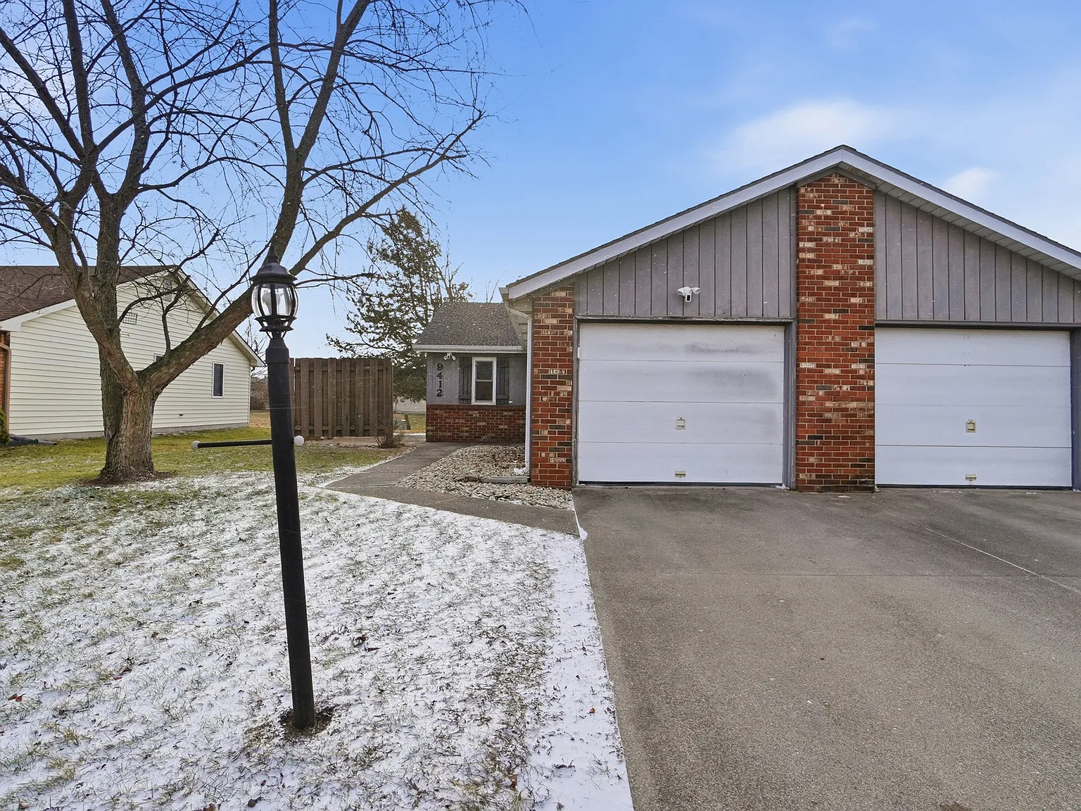9412 Vista Park Drive - 1 — Photo 2