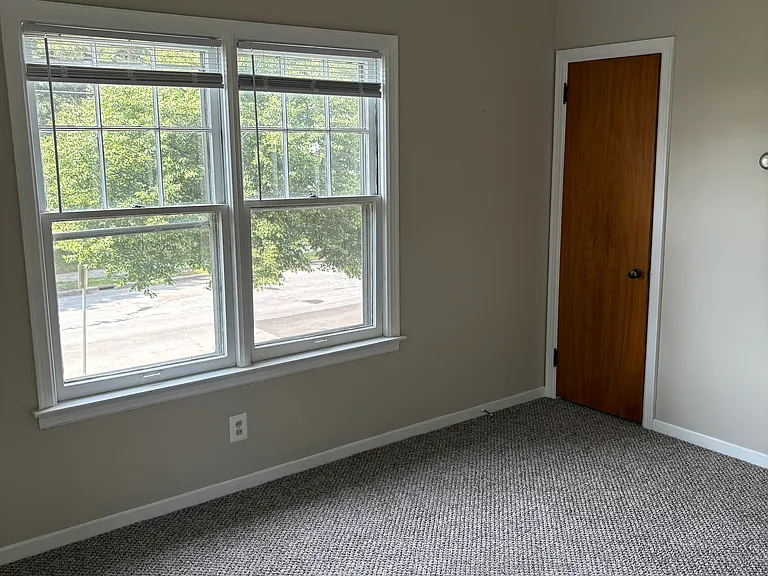 425 Lyon St NE #1 — Photo 21