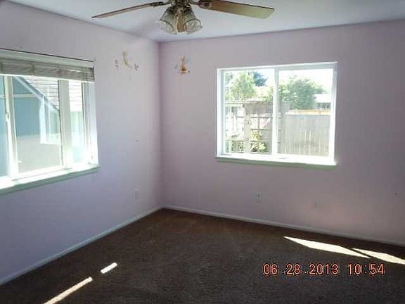 5th image of 140 115th St E