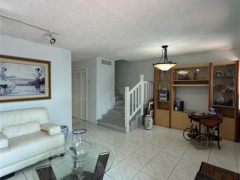 3832 SW 107th Ave #1-3 — Photo 5