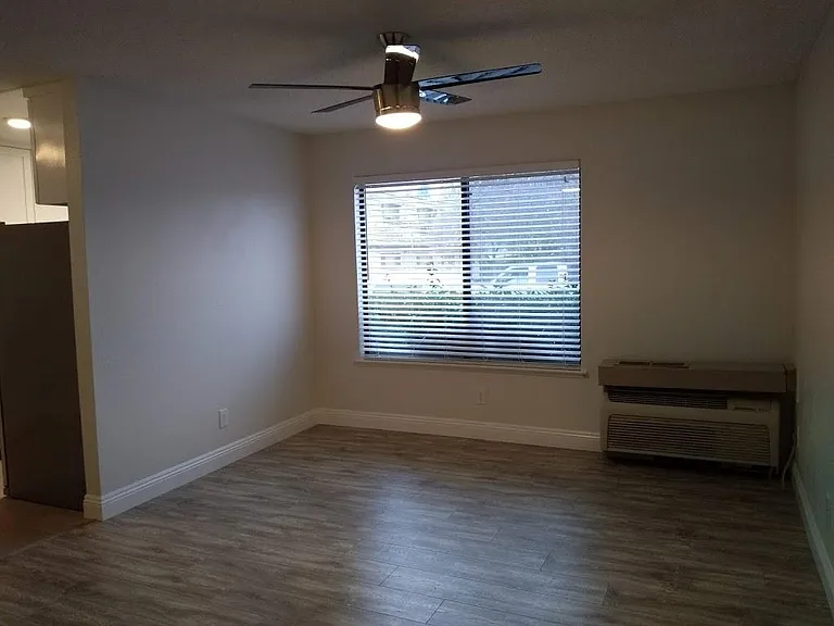 1240 Dealynn St #9 — Photo 22