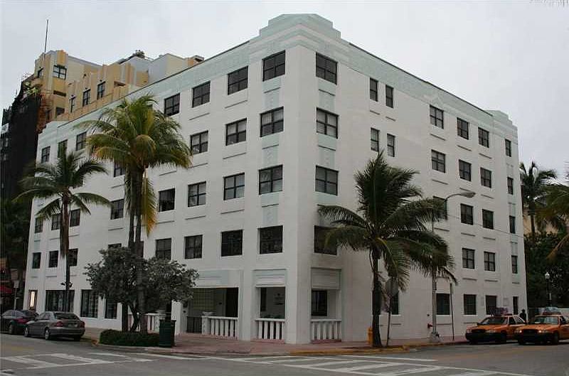 1st image of 1390 Ocean Dr APT 402