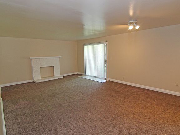 4th image of 3215 Kemmons Dr APT 2