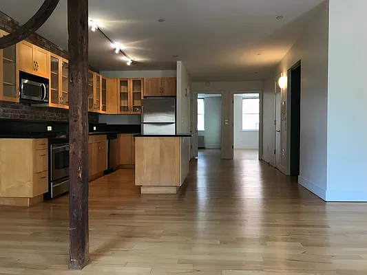 Rented by The Durst Organization | media 24