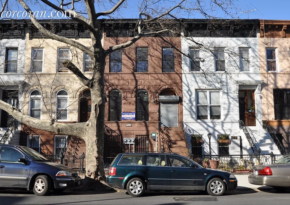 1st image of 725 Macon St