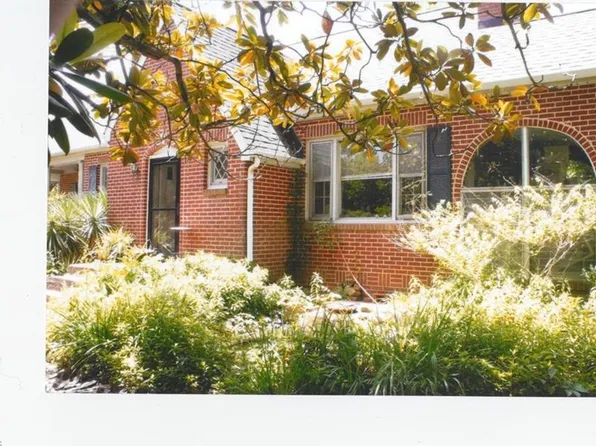 1538 Rogers Rd, Mount Airy, NC 27030