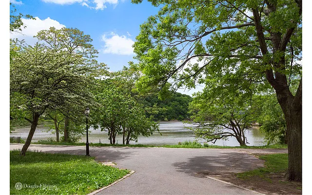 Sold by Douglas Elliman | media 10