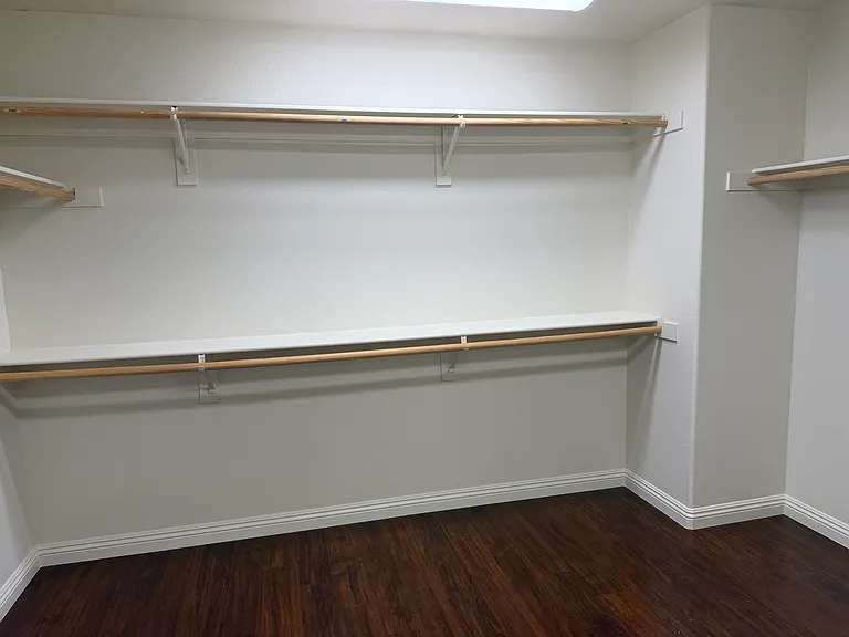 12445 Freeport Dr — Photo 19