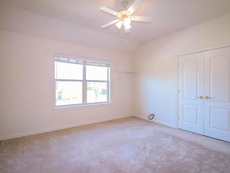 1183 Heathrow Dr — Photo 28