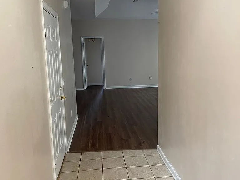 115 Woodmere Dr — Photo 6