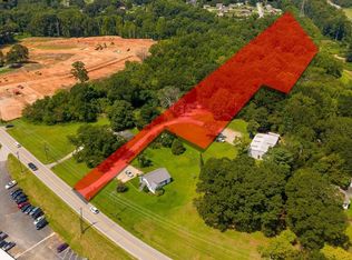 663 Arlington Rd, Greer, SC 29651