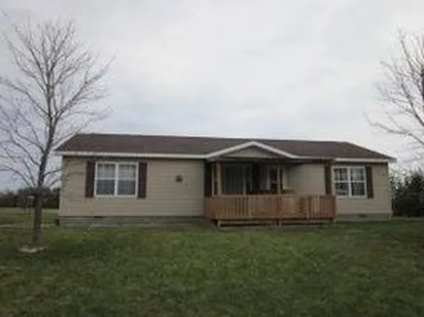 10200 Wing Rd, Cheboygan, MI 49721