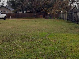 306 E Clayton St, Cuero, TX 77954
