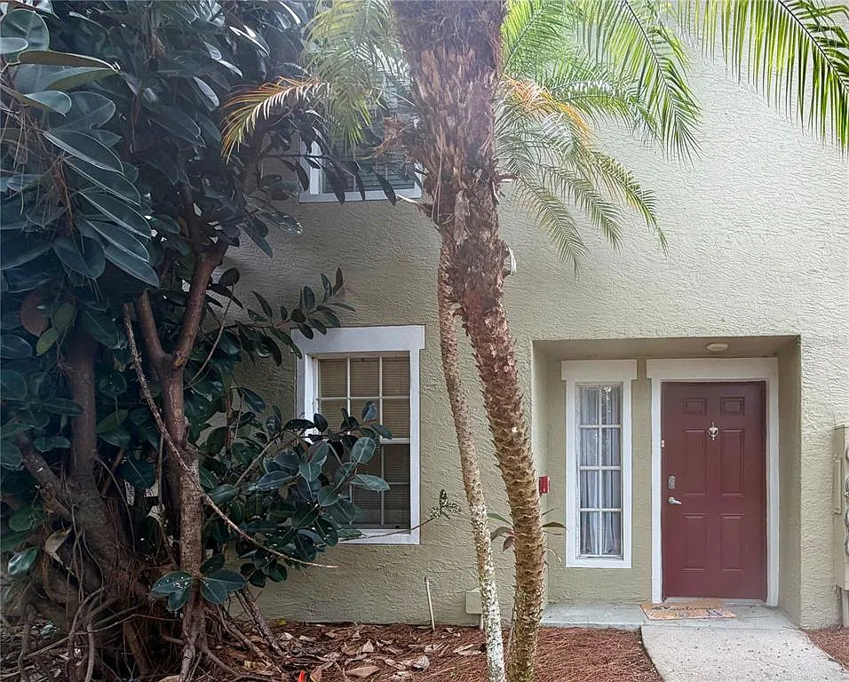 3 bed, 2.0 bath, 1497 sqft, $2,500 — Photo 1