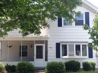 1138 River Dr, Watertown, WI 53094
