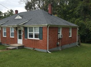 209 Carson Ln, Bristol, TN 37620