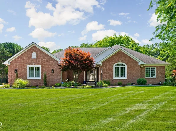 1595 Blue Phlox Dr, Avon, IN 46123