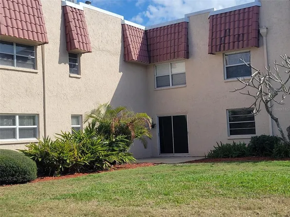 10032 65th Ave N APT 8, Saint Petersburg, FL 33708