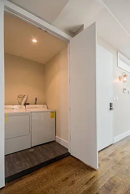 Rented by Nooklyn NYC LLC | media 62