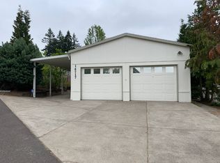 14717 S Brown Deer Dr, Oregon City, OR 97045