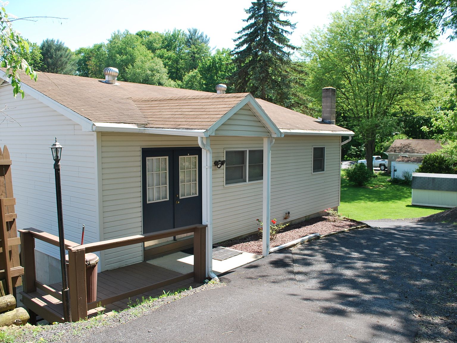 121 Main St, Seltzer, PA 17974 Zillow