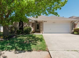 6902 Crystal Ln, North Richland Hills, TX 76182