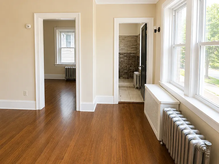 176 Lafayette St — Photo 23