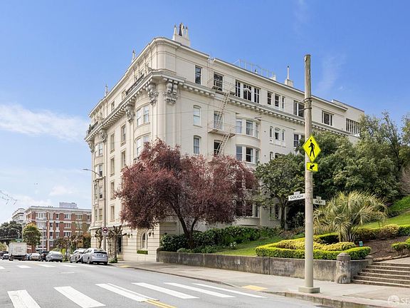 3rd image of 1925 Gough St #64