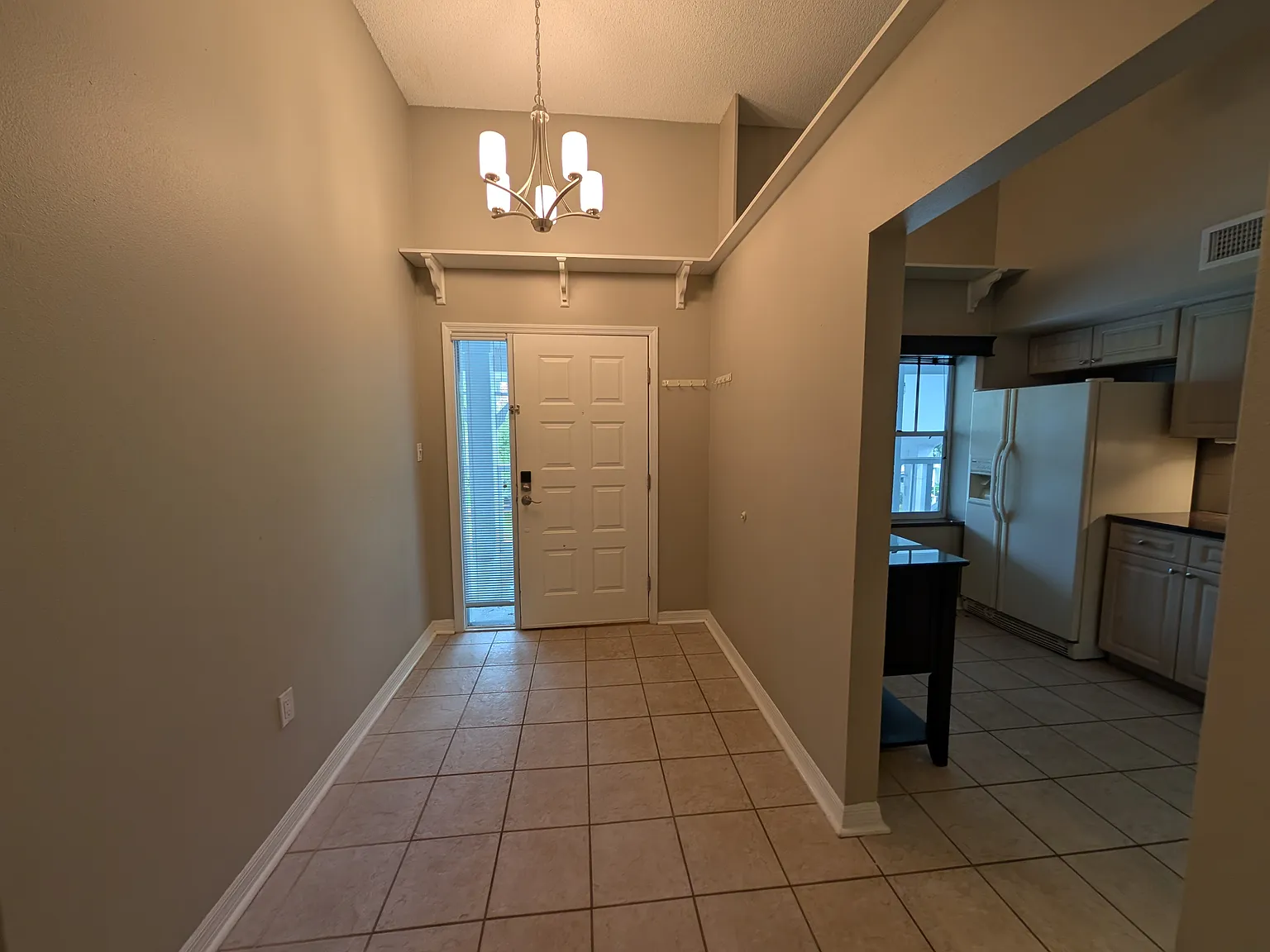 2 bed 2.5 bath condo — Photo 2