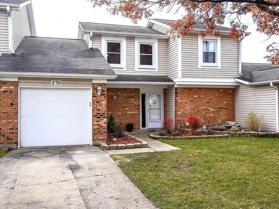 Frontyard and driveway.