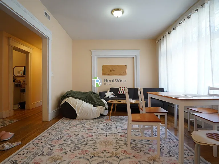 14 Foster St #1 — Photo 11