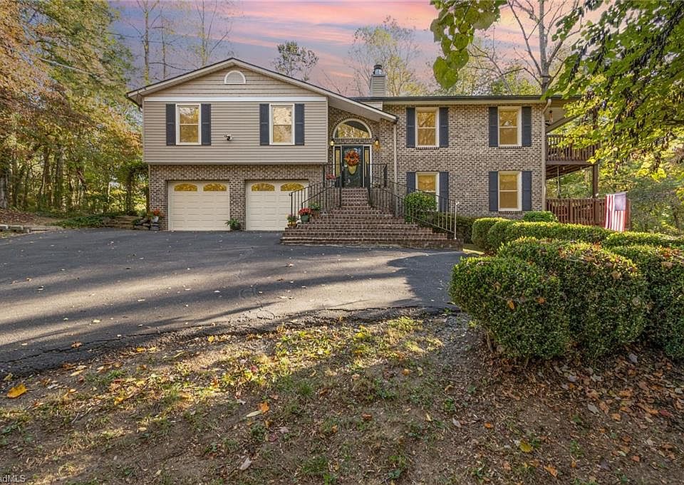 1st image of 4550 Longworth Dr