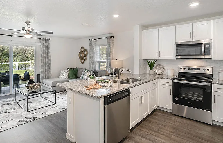 Amore Village Townhomes — Photo 7