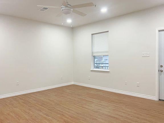 2nd image of 3521 Cambronne St #2A