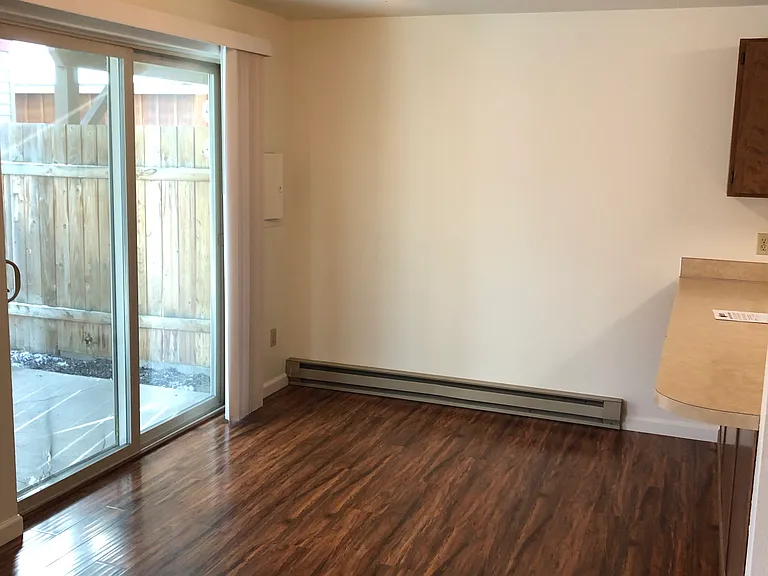 114 W Adams Ave #8 — Photo 9