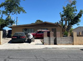 5204 Apple Valley Ln, Las Vegas, NV 89108