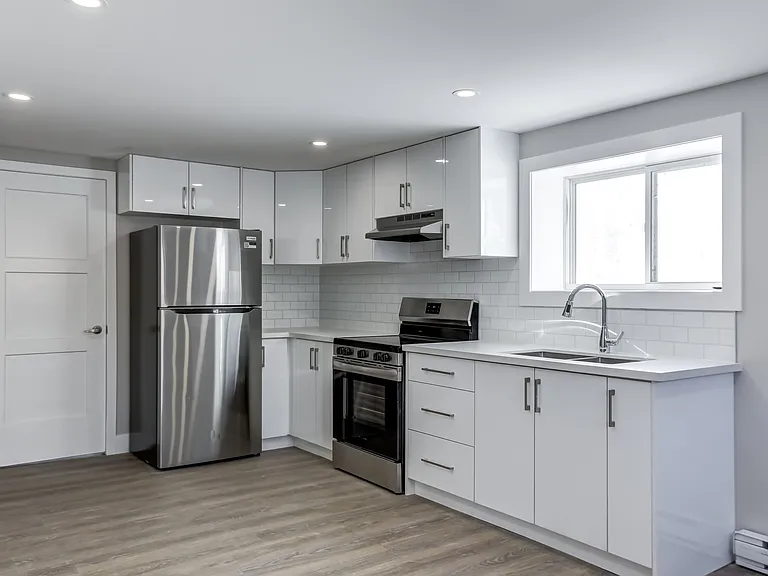 493 Gill St #BASEMENT — Photo 3