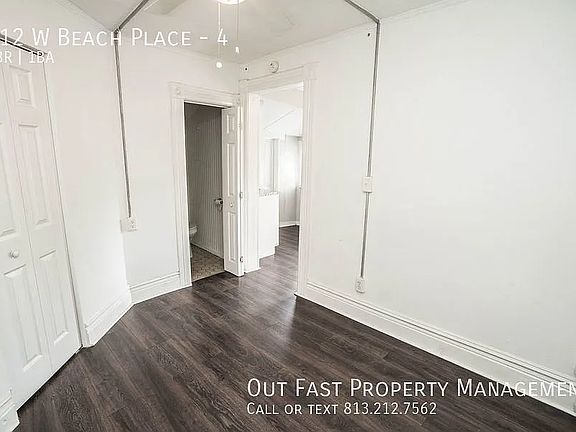 3rd image of 212 W Beach Pl APT 4