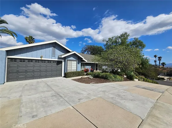 7663 Jayhawk Dr, Riverside, CA 92509