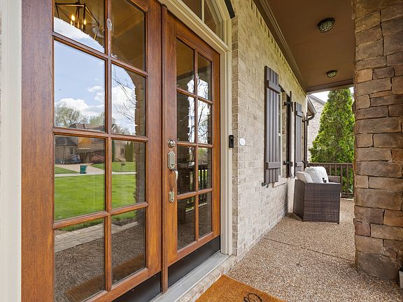 5th image of 4132 Mirrasou Ct