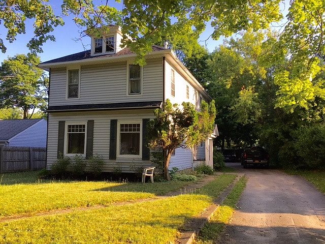 1st image of 252 Cazenovia St Uppr #
