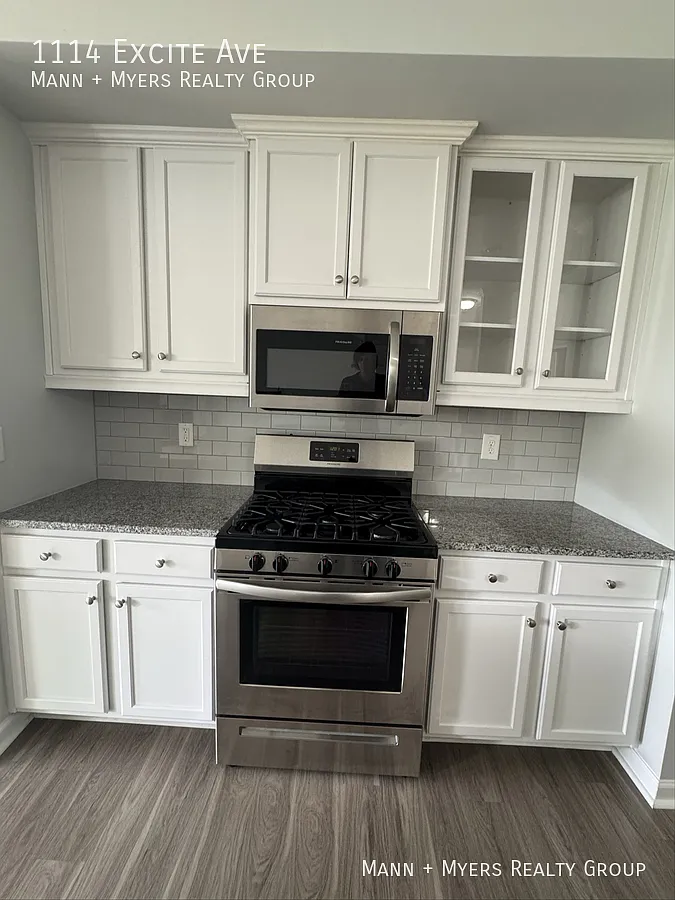 Lovely single family house ! Available — Photo 3