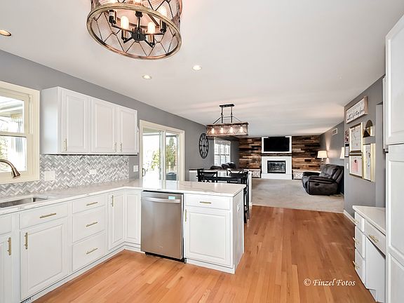 4th image of 1254 Tara Dr