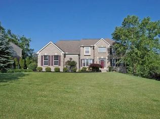 828 Dorgene Ln, Cincinnati, OH 45244