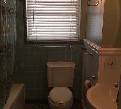 5th image of 7020 Perke Dr