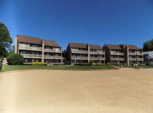 5251 Paw Paw Lake Rd, Coloma, MI 49038