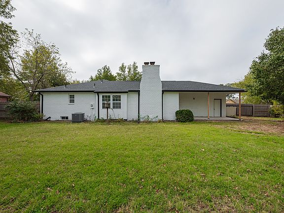 4th image of 6828 E Bainbridge Rd