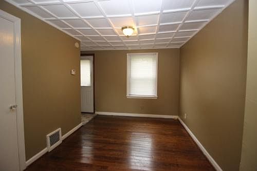 3rd image of 2116 N 33rd St