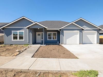 1013 N Rose St, Phoenix, OR, 97535