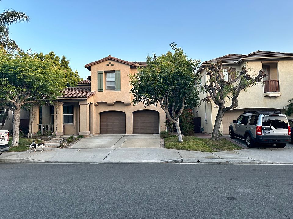 Exterior: Beautiful curb appeal on a quiet cul-de-sac
